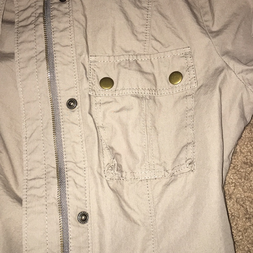 coat - Picture 2 of 2